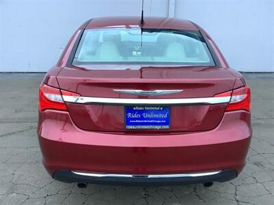 2011 Chrysler 200 Touring - Photo 7 - Crest Hill, IL 60403