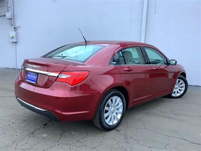 2011 Chrysler 200 Touring - Photo 9 - Crest Hill, IL 60403