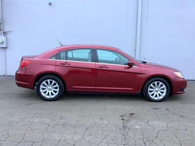 2011 Chrysler 200 Touring - Photo 10 - Crest Hill, IL 60403