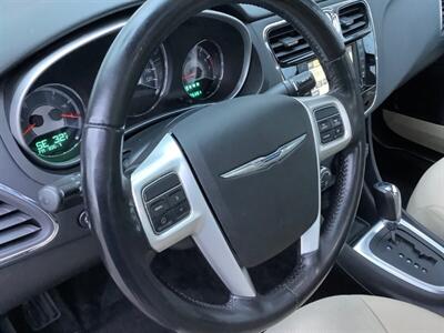 2011 Chrysler 200 Touring - Photo 20 - Crest Hill, IL 60403