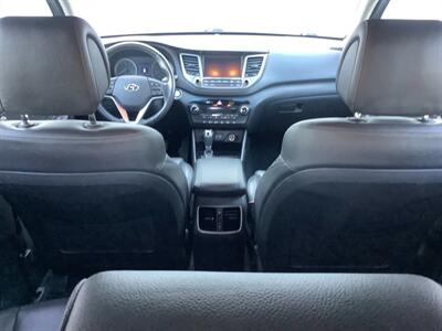 2017 Hyundai TUCSON Limited - Photo 40 - Crest Hill, IL 60403