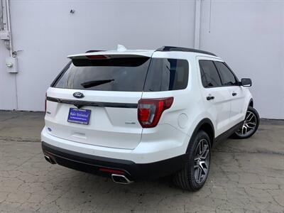 2016 Ford Explorer Sport   - Photo 8 - Crest Hill, IL 60403
