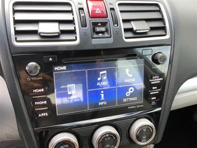 2017 Subaru Forester 2.5i Premium   - Photo 16 - Crest Hill, IL 60403