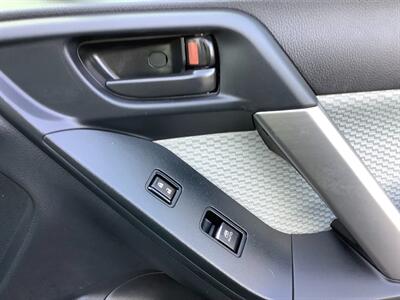 2017 Subaru Forester 2.5i Premium   - Photo 42 - Crest Hill, IL 60403