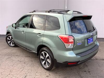 2017 Subaru Forester 2.5i Premium   - Photo 2 - Crest Hill, IL 60403