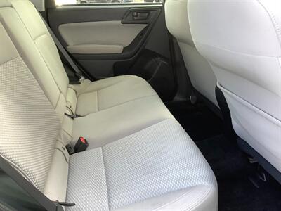 2017 Subaru Forester 2.5i Premium   - Photo 24 - Crest Hill, IL 60403