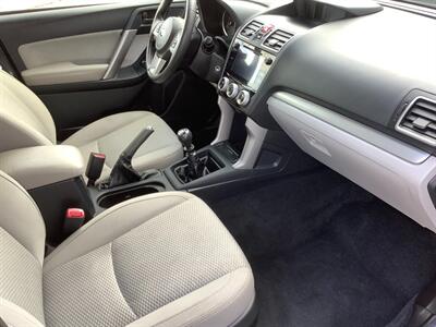 2017 Subaru Forester 2.5i Premium   - Photo 27 - Crest Hill, IL 60403
