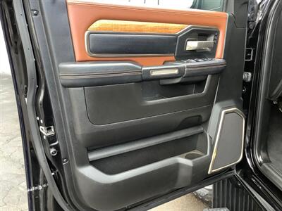 2019 RAM 3500 Laramie Longhorn   - Photo 14 - Crest Hill, IL 60403