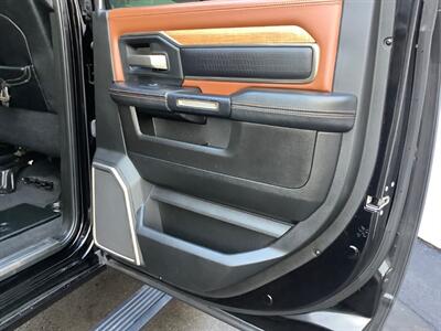 2019 RAM 3500 Laramie Longhorn   - Photo 32 - Crest Hill, IL 60403