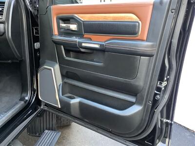 2019 RAM 3500 Laramie Longhorn   - Photo 35 - Crest Hill, IL 60403