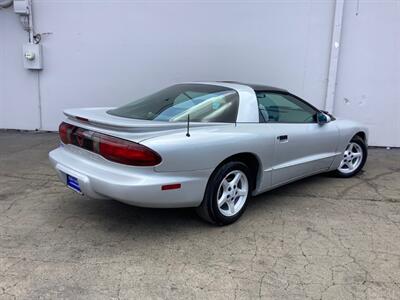 1997 Pontiac Firebird   - Photo 8 - Crest Hill, IL 60403