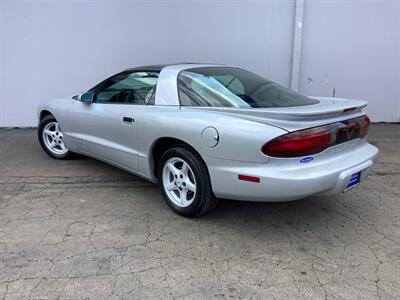 1997 Pontiac Firebird   - Photo 5 - Crest Hill, IL 60403