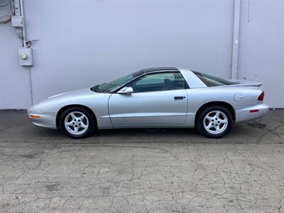 1997 Pontiac Firebird   - Photo 3 - Crest Hill, IL 60403