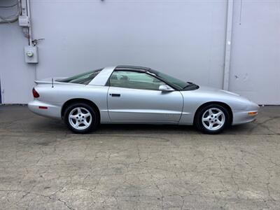 1997 Pontiac Firebird   - Photo 9 - Crest Hill, IL 60403