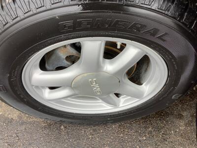 2007 GMC Envoy SLE   - Photo 43 - Crest Hill, IL 60403