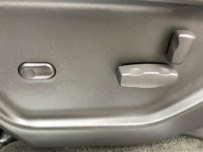 2007 GMC Envoy SLE   - Photo 12 - Crest Hill, IL 60403