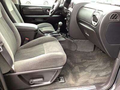 2007 GMC Envoy SLE   - Photo 31 - Crest Hill, IL 60403