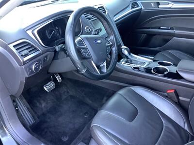 2013 Ford Fusion Titanium   - Photo 17 - Crest Hill, IL 60403