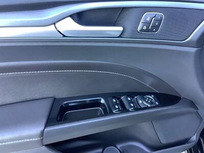 2013 Ford Fusion Titanium   - Photo 14 - Crest Hill, IL 60403