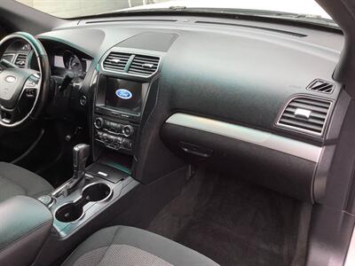 2017 Ford Explorer XLT - Photo 45 - Crest Hill, IL 60403