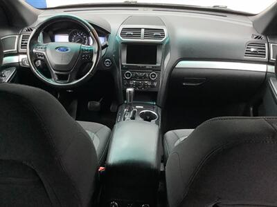 2017 Ford Explorer XLT - Photo 48 - Crest Hill, IL 60403