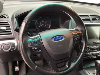 2017 Ford Explorer XLT - Photo 19 - Crest Hill, IL 60403