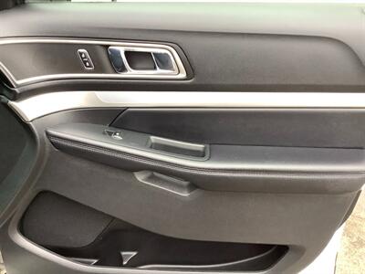 2017 Ford Explorer XLT - Photo 41 - Crest Hill, IL 60403
