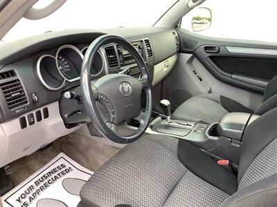 2006 Toyota 4Runner SR5   - Photo 16 - Crest Hill, IL 60403