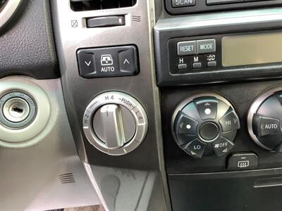 2006 Toyota 4Runner SR5   - Photo 19 - Crest Hill, IL 60403