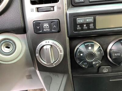 2006 Toyota 4Runner SR5   - Photo 19 - Crest Hill, IL 60403