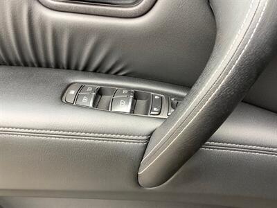 2019 Nissan Armada Platinum - Photo 12 - Crest Hill, IL 60403