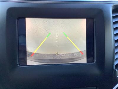 2019 Jeep Cherokee Latitude Plus   - Photo 10 - Crest Hill, IL 60403