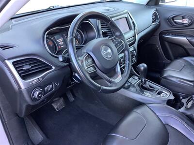 2019 Jeep Cherokee Latitude Plus   - Photo 15 - Crest Hill, IL 60403