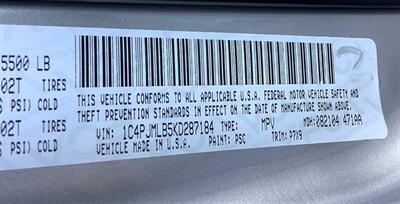 2019 Jeep Cherokee Latitude Plus   - Photo 30 - Crest Hill, IL 60403