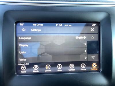 2019 Jeep Cherokee Latitude Plus   - Photo 27 - Crest Hill, IL 60403