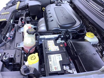 2019 Jeep Cherokee Latitude Plus   - Photo 52 - Crest Hill, IL 60403