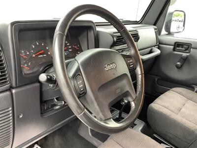 2004 Jeep Wrangler Unlimited   - Photo 18 - Crest Hill, IL 60403