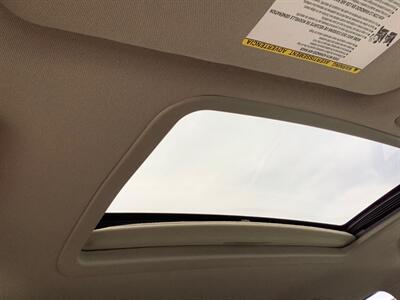 2016 Toyota Sienna XLE 8-Passenger - Photo 44 - Crest Hill, IL 60403