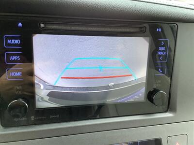 2016 Toyota Sienna XLE 8-Passenger - Photo 10 - Crest Hill, IL 60403