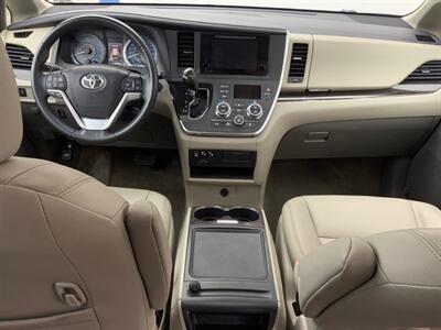 2016 Toyota Sienna XLE 8-Passenger - Photo 48 - Crest Hill, IL 60403