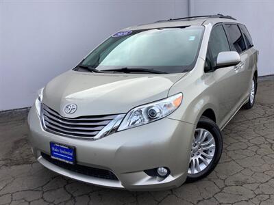 2016 Toyota Sienna XLE 8-Passenger - Photo 2 - Crest Hill, IL 60403