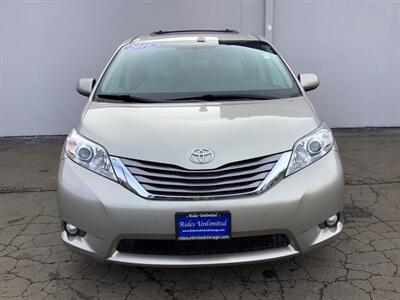 2016 Toyota Sienna XLE 8-Passenger - Photo 9 - Crest Hill, IL 60403