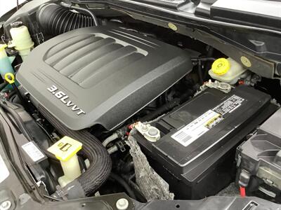 2012 Chrysler Town & Country Touring   - Photo 46 - Crest Hill, IL 60403