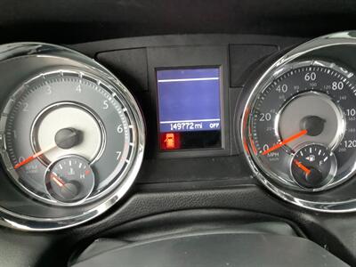 2012 Chrysler Town & Country Touring   - Photo 21 - Crest Hill, IL 60403