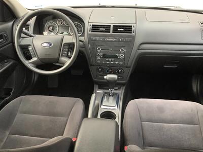 2009 Ford Fusion V6 SE - Photo 32 - Crest Hill, IL 60403