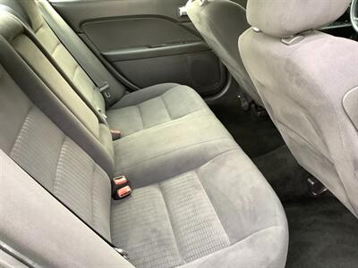 2009 Ford Fusion V6 SE - Photo 25 - Crest Hill, IL 60403
