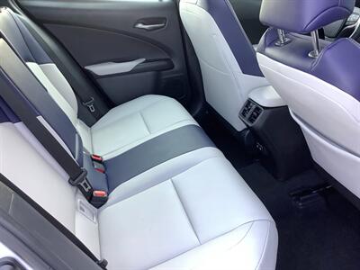 2019 Lexus UX 250h   - Photo 31 - Crest Hill, IL 60403