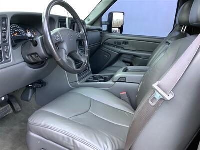 2006 Chevrolet Silverado 2500 LT3   - Photo 15 - Crest Hill, IL 60403