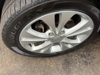 2016 Kia Soul +   - Photo 48 - Crest Hill, IL 60403