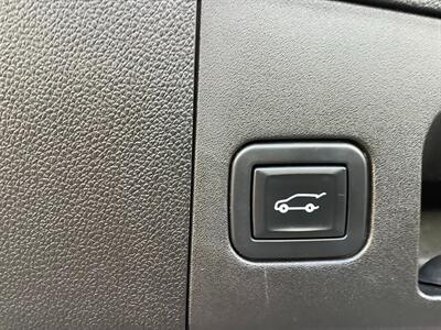 2020 Cadillac XT4 Premium Luxury - Photo 33 - Crest Hill, IL 60403